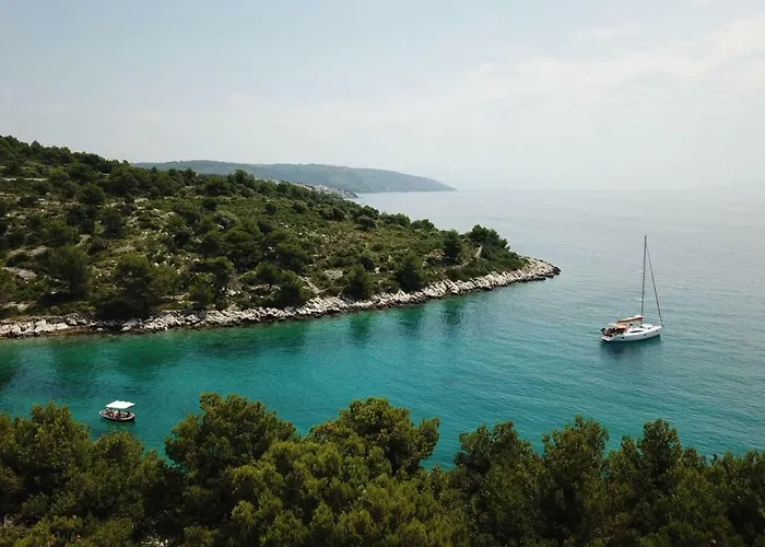 Salum Nyaraló Trogir